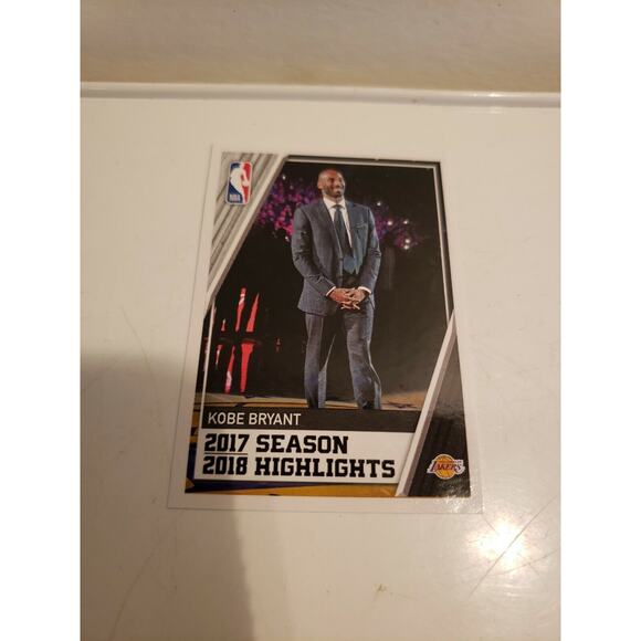 Kobe Bryant 2018-2019 Panini Sticker #2 - Los Angeles Lakers - European Italy - Picture 1 of 3
